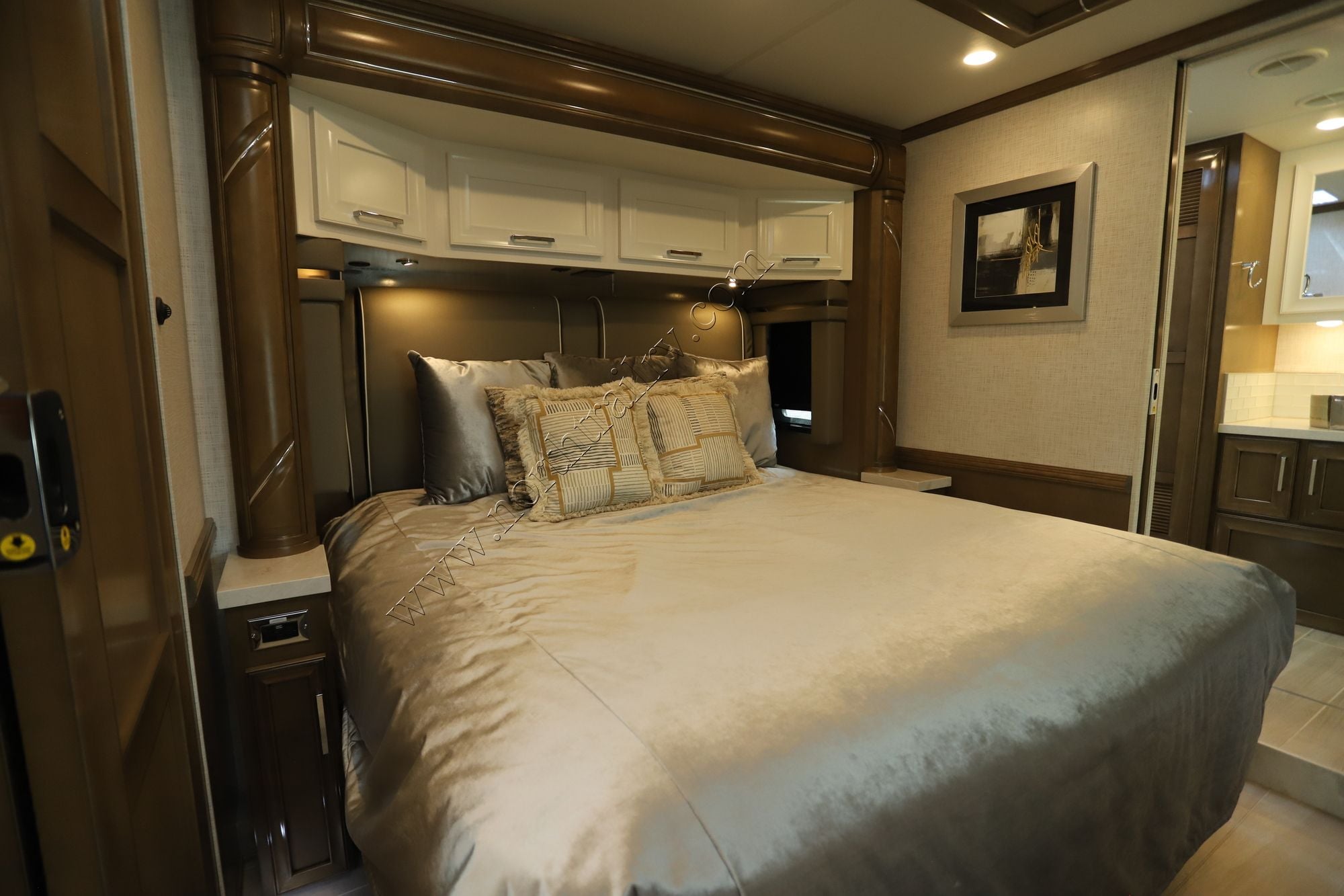 New 2026 Newmar Ventana 3809 Class A  For Sale