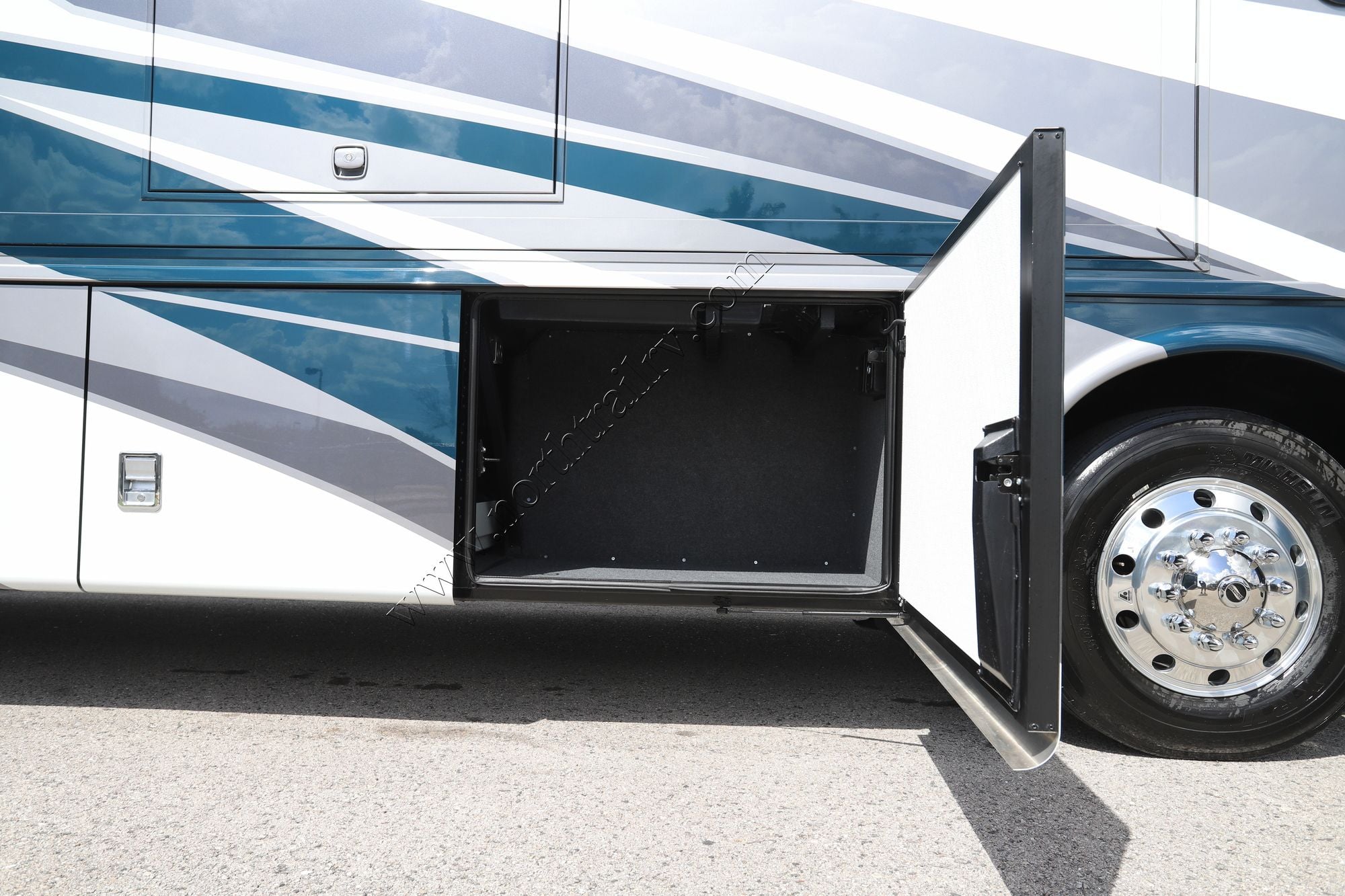 New 2026 Newmar Ventana 3809 Class A  For Sale