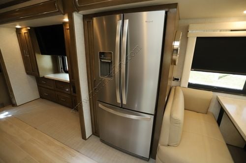 2026 Newmar Ventana 3809 Class A