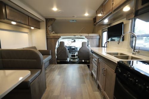 2025 Winnebago Minnie Winnie 31K