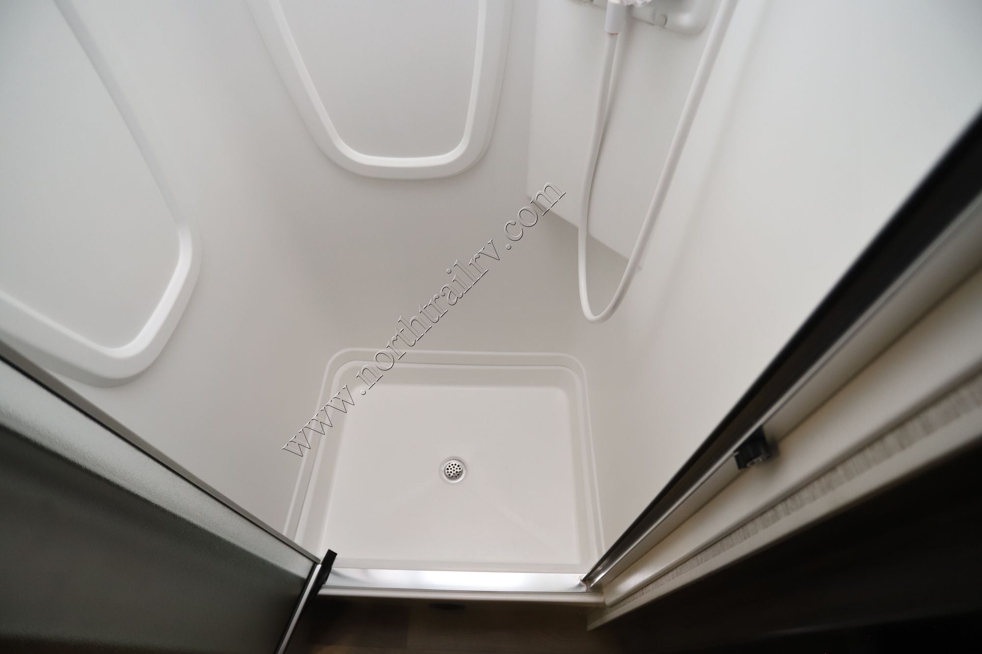 Used 2025 Winnebago Minnie Winnie 31K Class C  For Sale