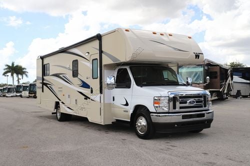 2025 Winnebago Minnie Winnie 31K