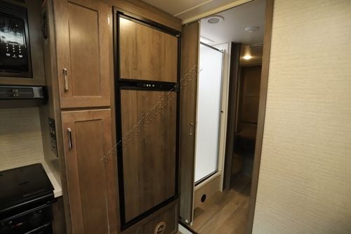 2025 Winnebago Minnie Winnie 31K