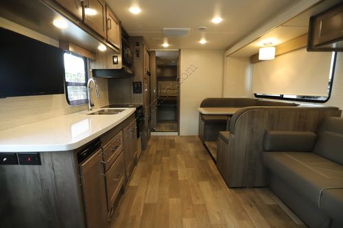 2025 Winnebago Minnie Winnie 31K