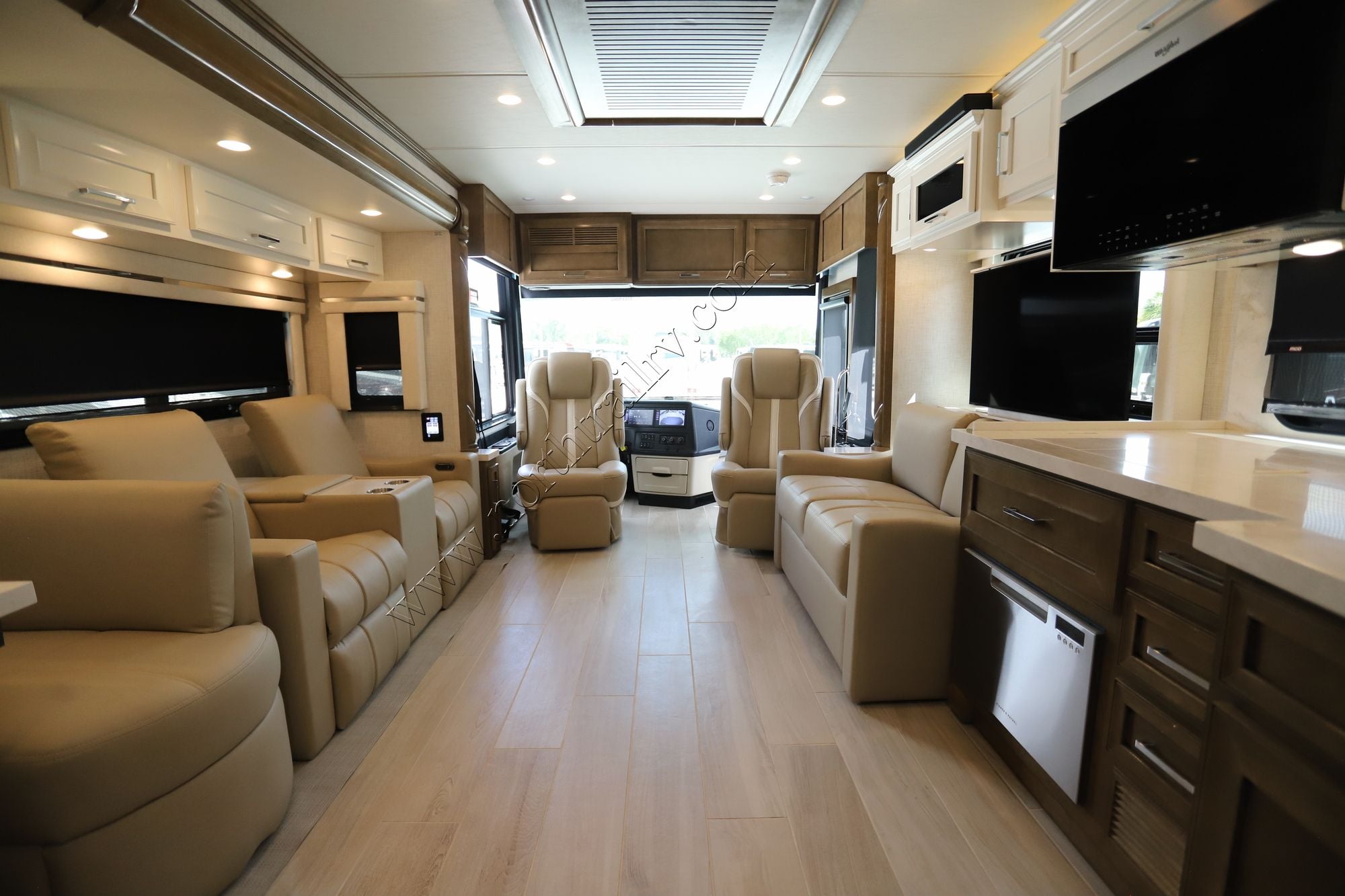 New 2026 Newmar Ventana 3809 Class A  For Sale