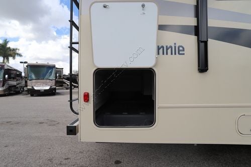 2025 Winnebago Minnie Winnie 31K