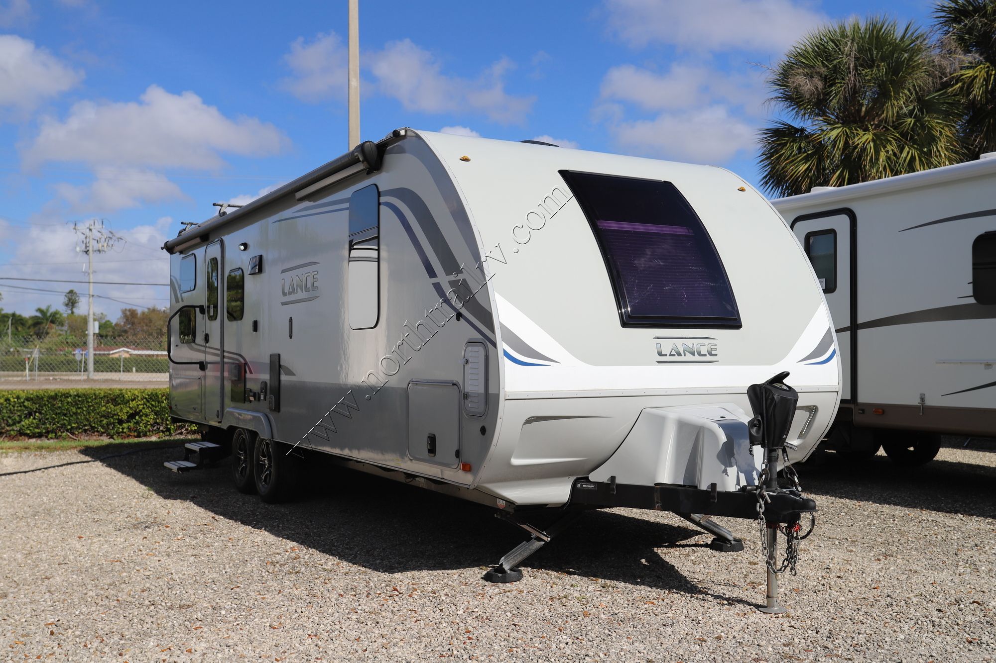 2020 Lance Lance 2445 Travel Trailer Used  For Sale