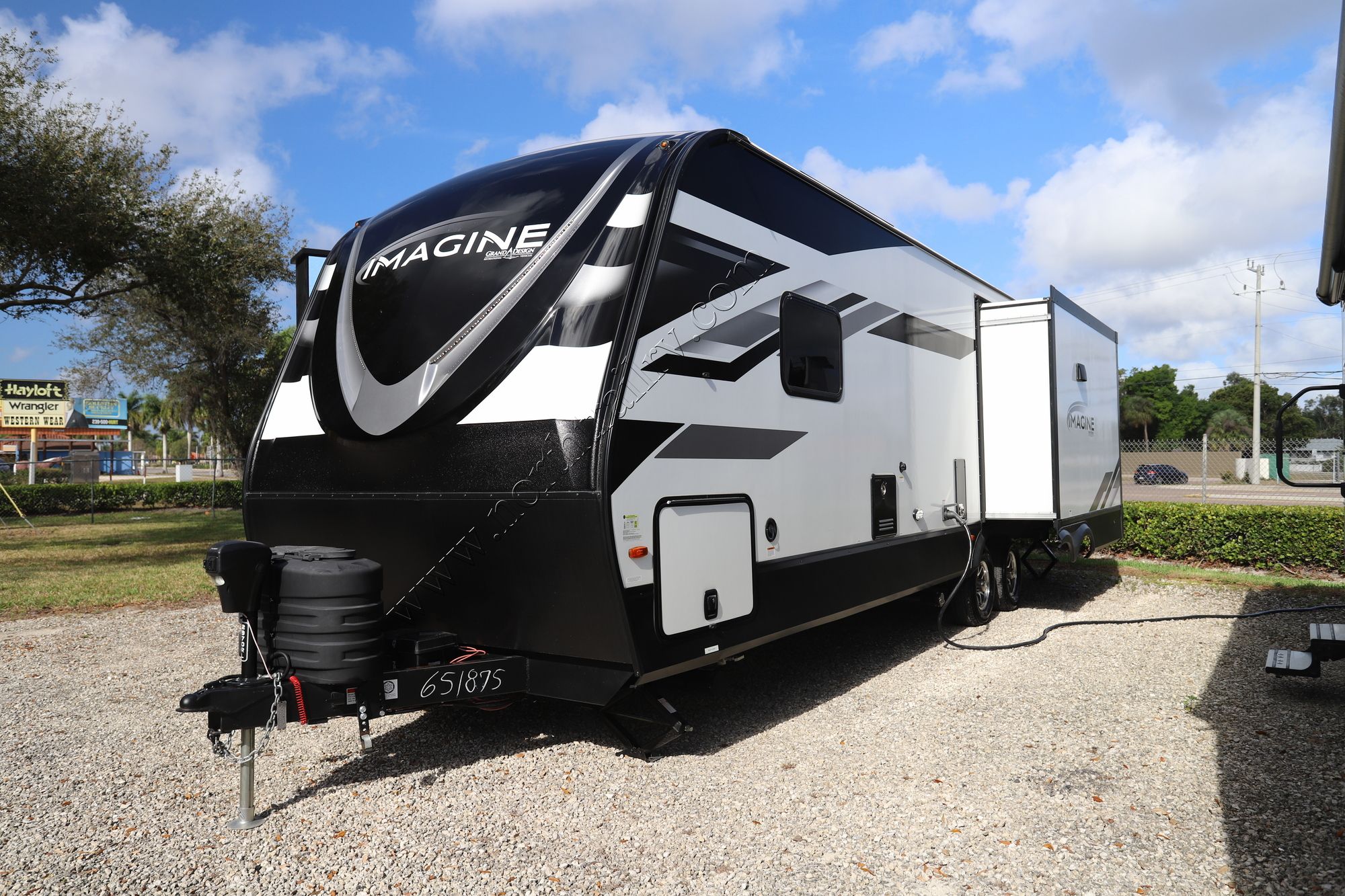 Used 2025 Grand Design Imagine 2970RL Travel Trailer  For Sale