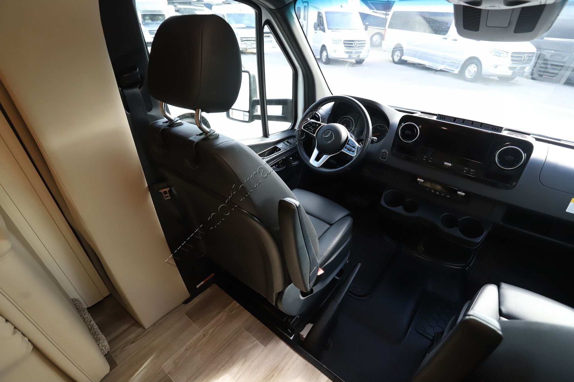 Used 2021 Tiffin Motor Homes Wayfarer 25TW Class C  For Sale