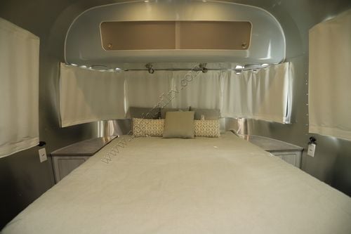 2023 Airstream International 27FB Travel Trailer