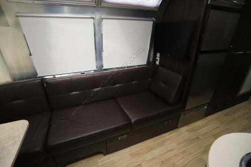 2014 Airstream International SIGNATURE 27FB Travel Trailer