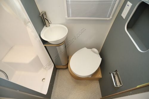 2026 Airstream World Travel 22RB