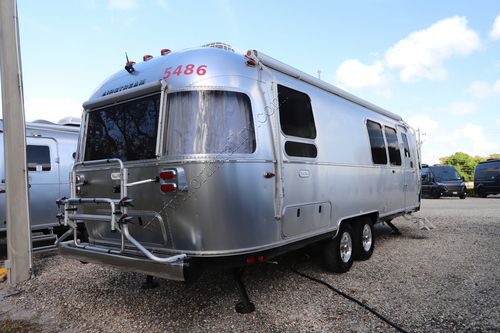 2025 Airstream Flying Cloud 28RBT