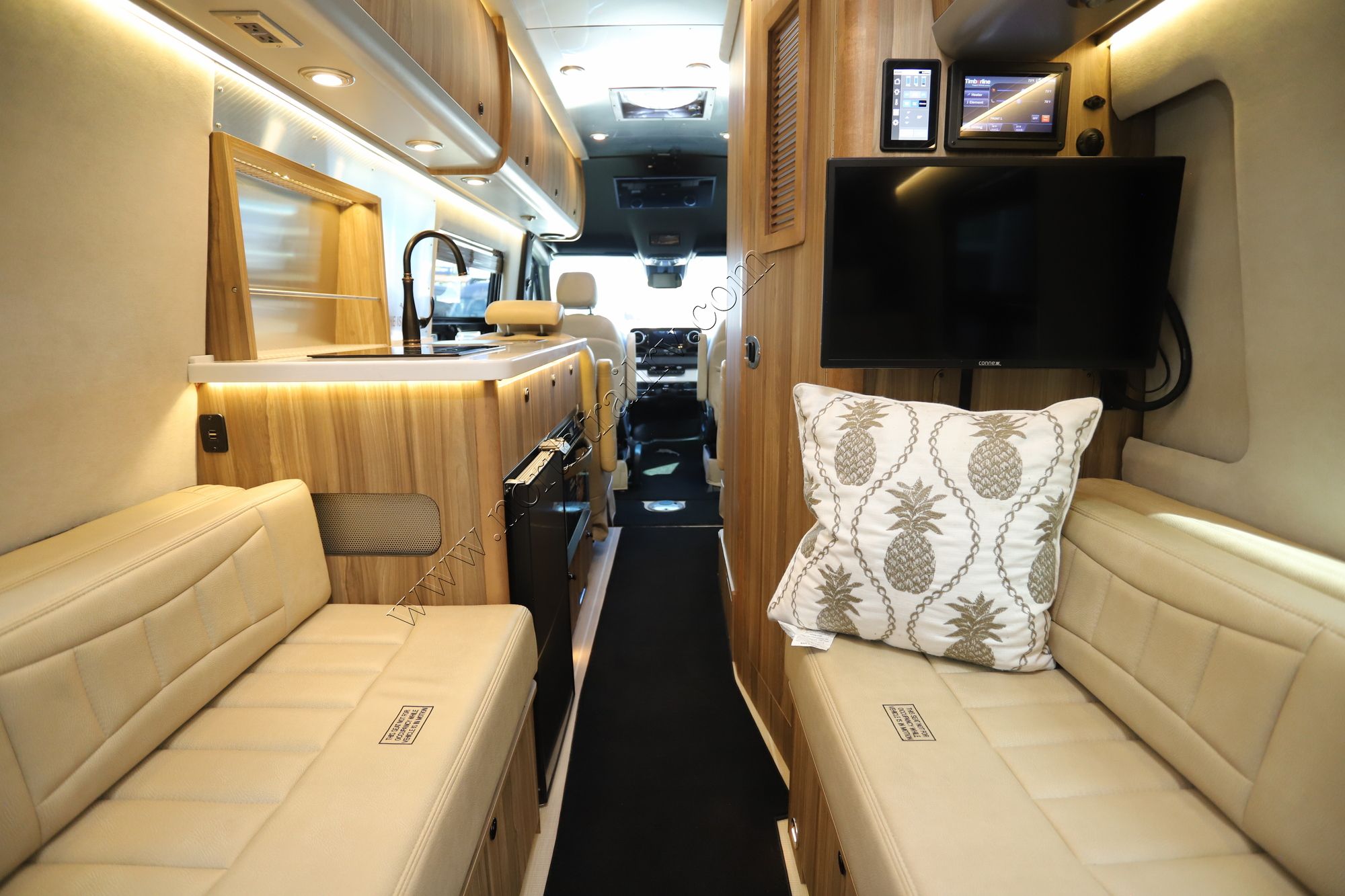 Used 2024 Airstream Interstate 24GL 4X4 E1 Class B  For Sale