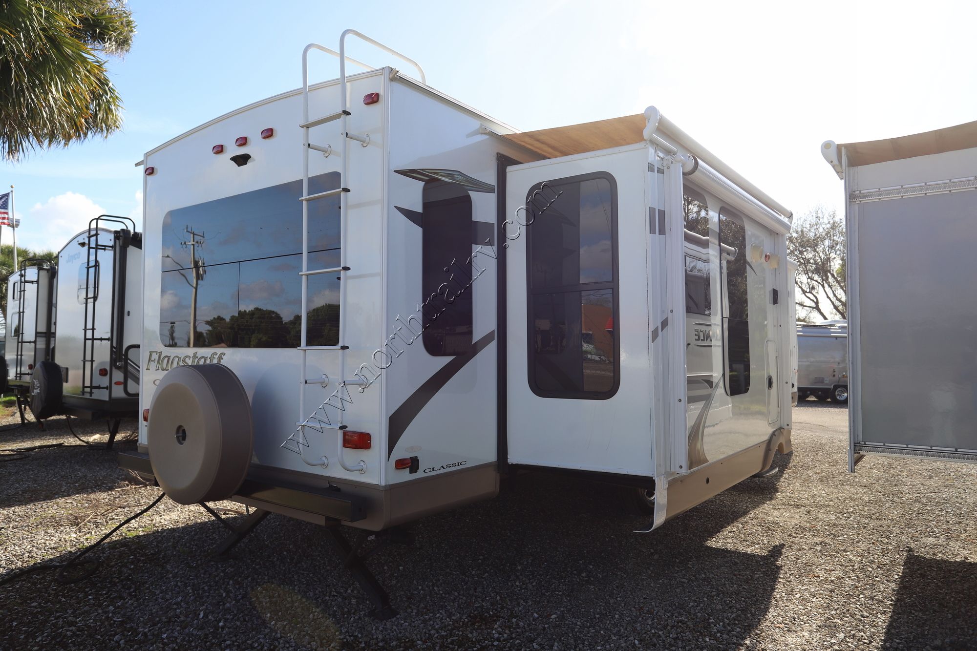 Used 2015 Forest River Flagstaff M8321KBS Travel Trailer  For Sale