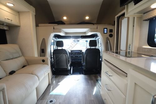 2021 Tiffin Motor Homes Wayfarer 25TW Class C