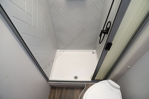 2020 Lance Lance 2445