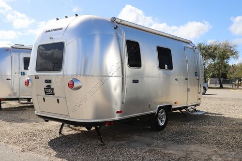 2026 Airstream World Travel 22RB