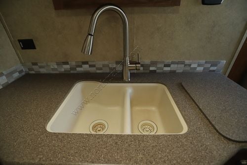 2015 Forest River Flagstaff M8321KBS