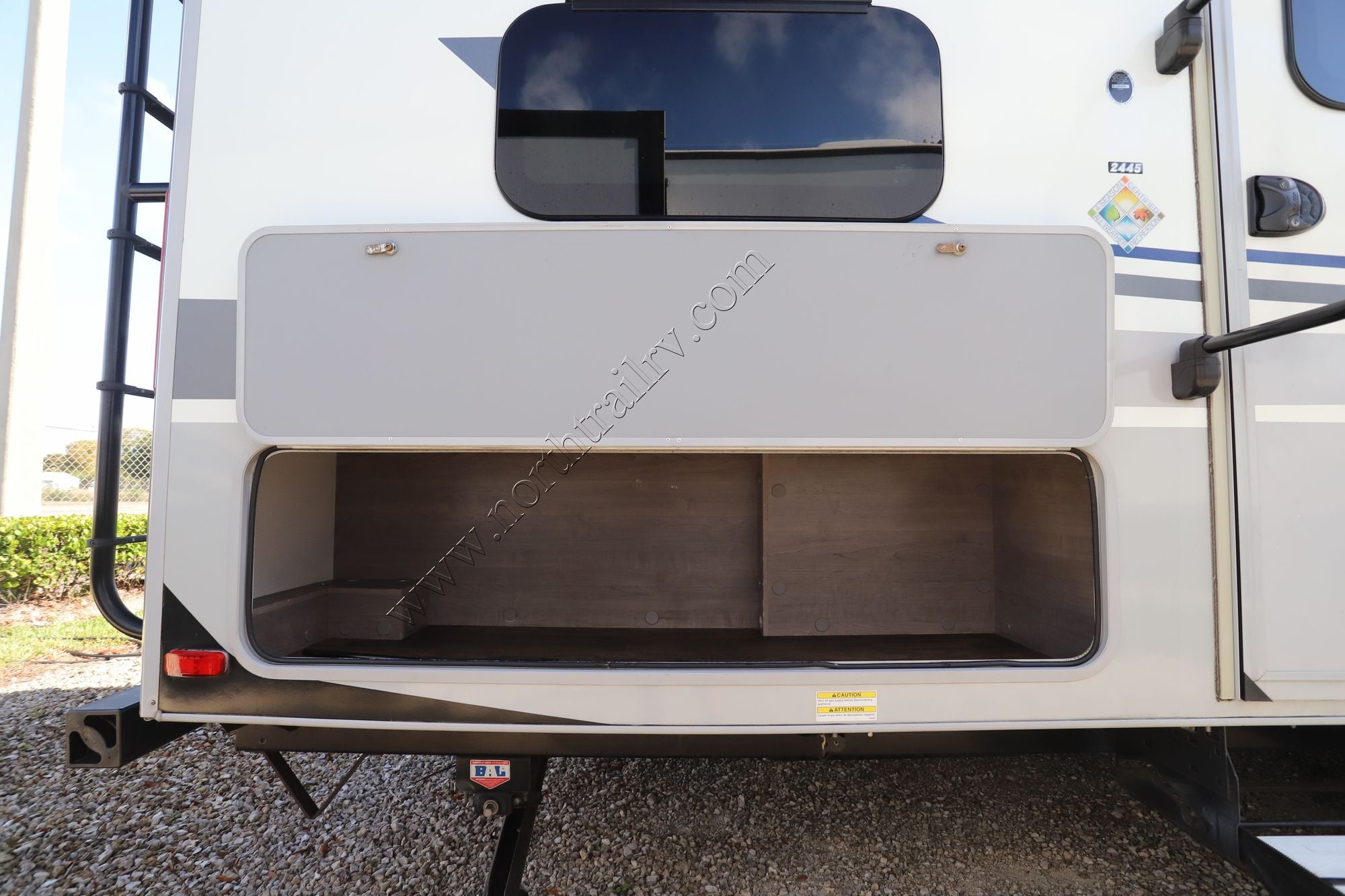 2020 Lance Lance 2445 Travel Trailer Used  For Sale