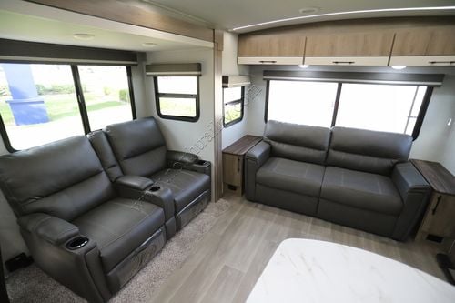 2025 Grand Design Imagine 2970RL