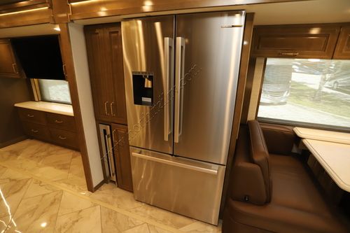 2027 Newmar Essex 4551