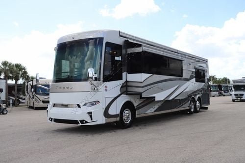 2027 Newmar Essex 4551