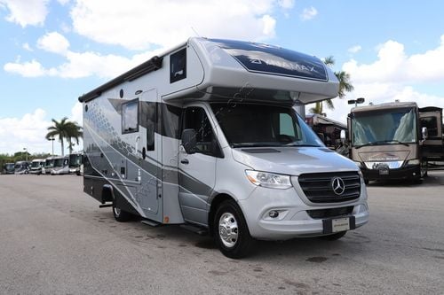 2026 Dynamax Isata 3 24FW