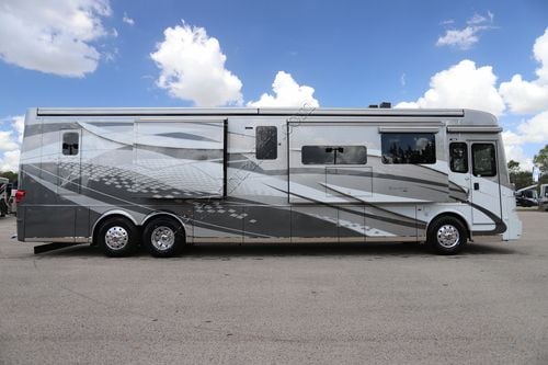 2027 Newmar Essex 4551