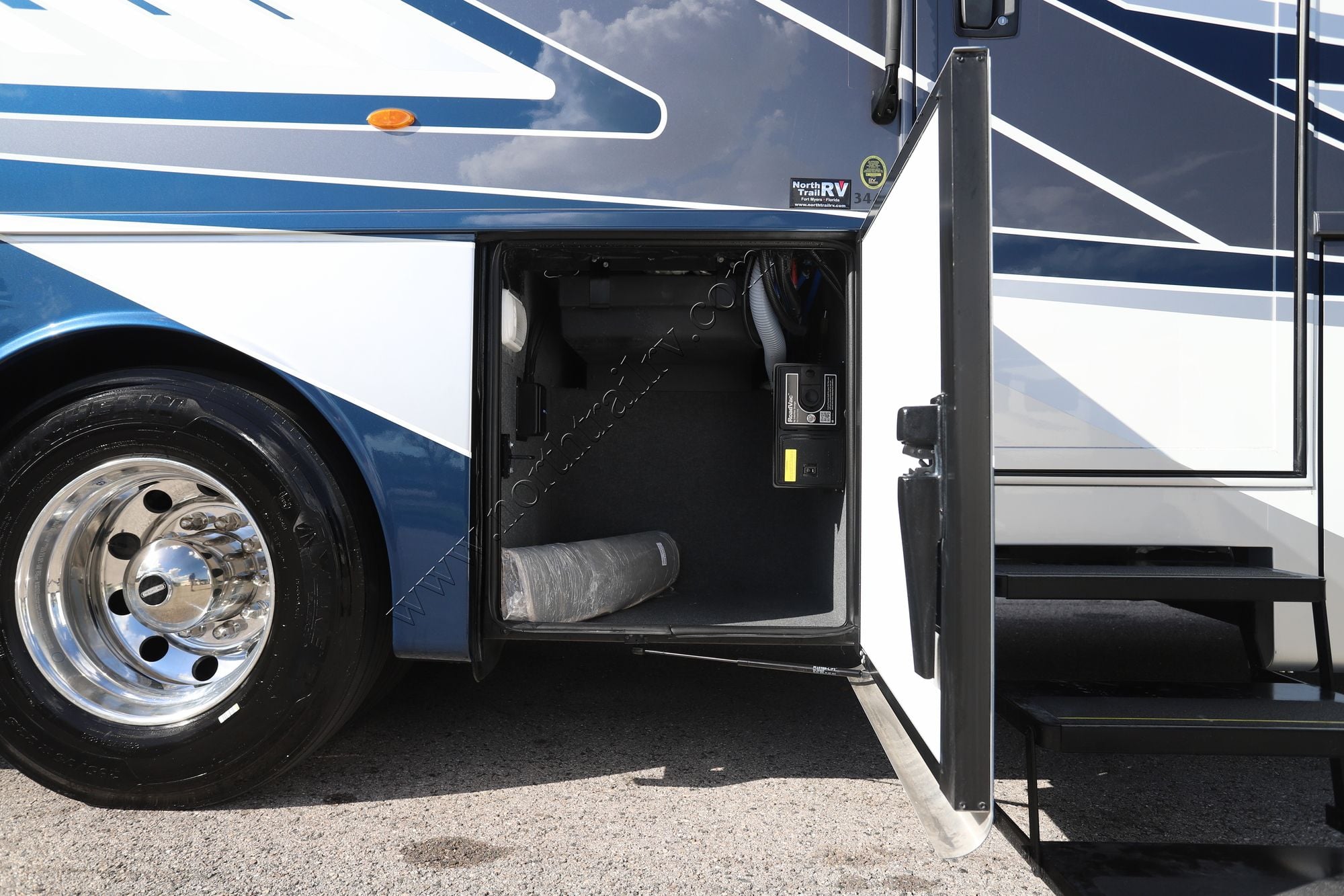 New 2026 Newmar Grand Star 3444 Super C  For Sale