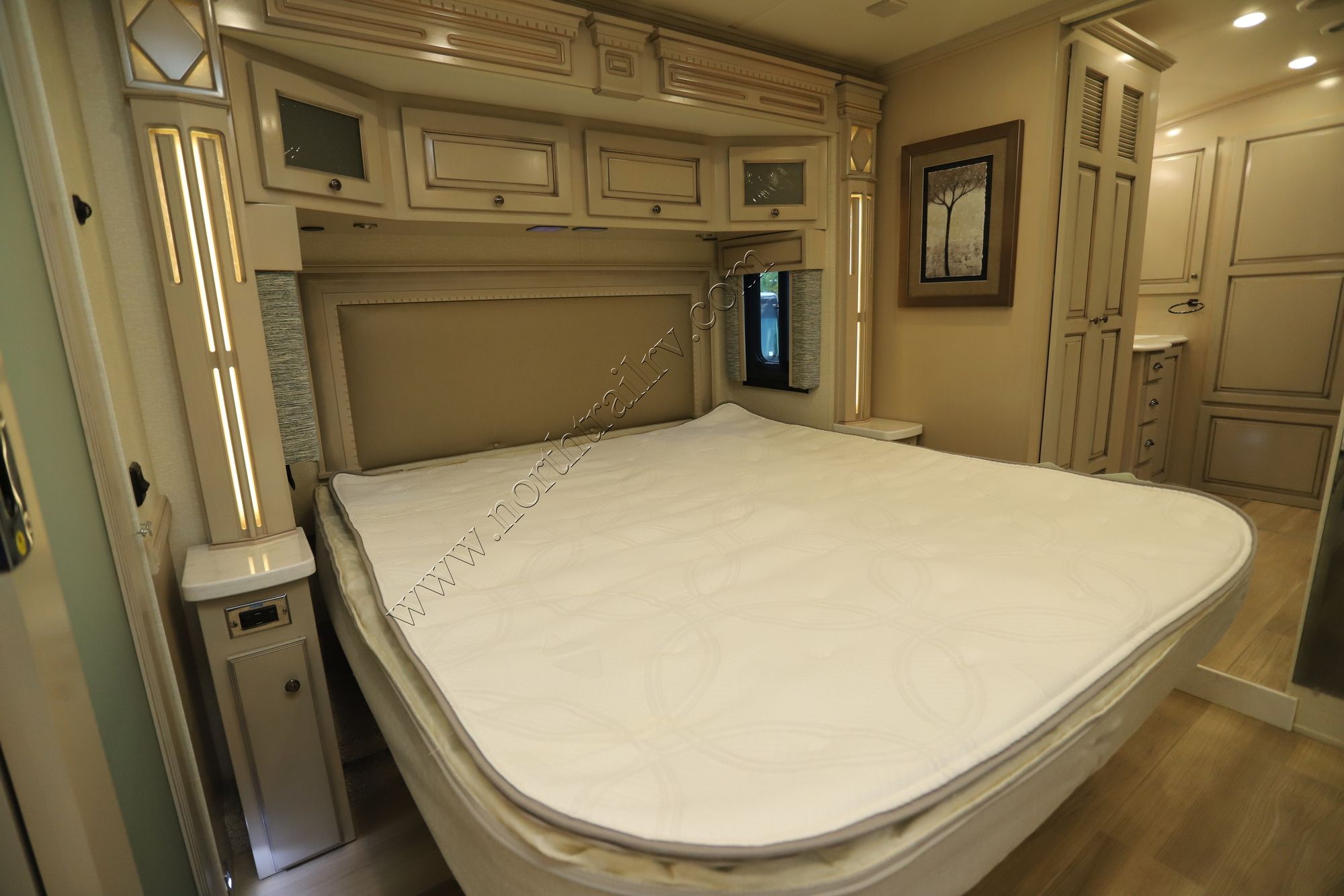 Used 2021 Newmar Dutch Star 4369 Class A  For Sale