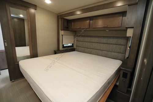 2022 Winnebago Adventurer 36Z