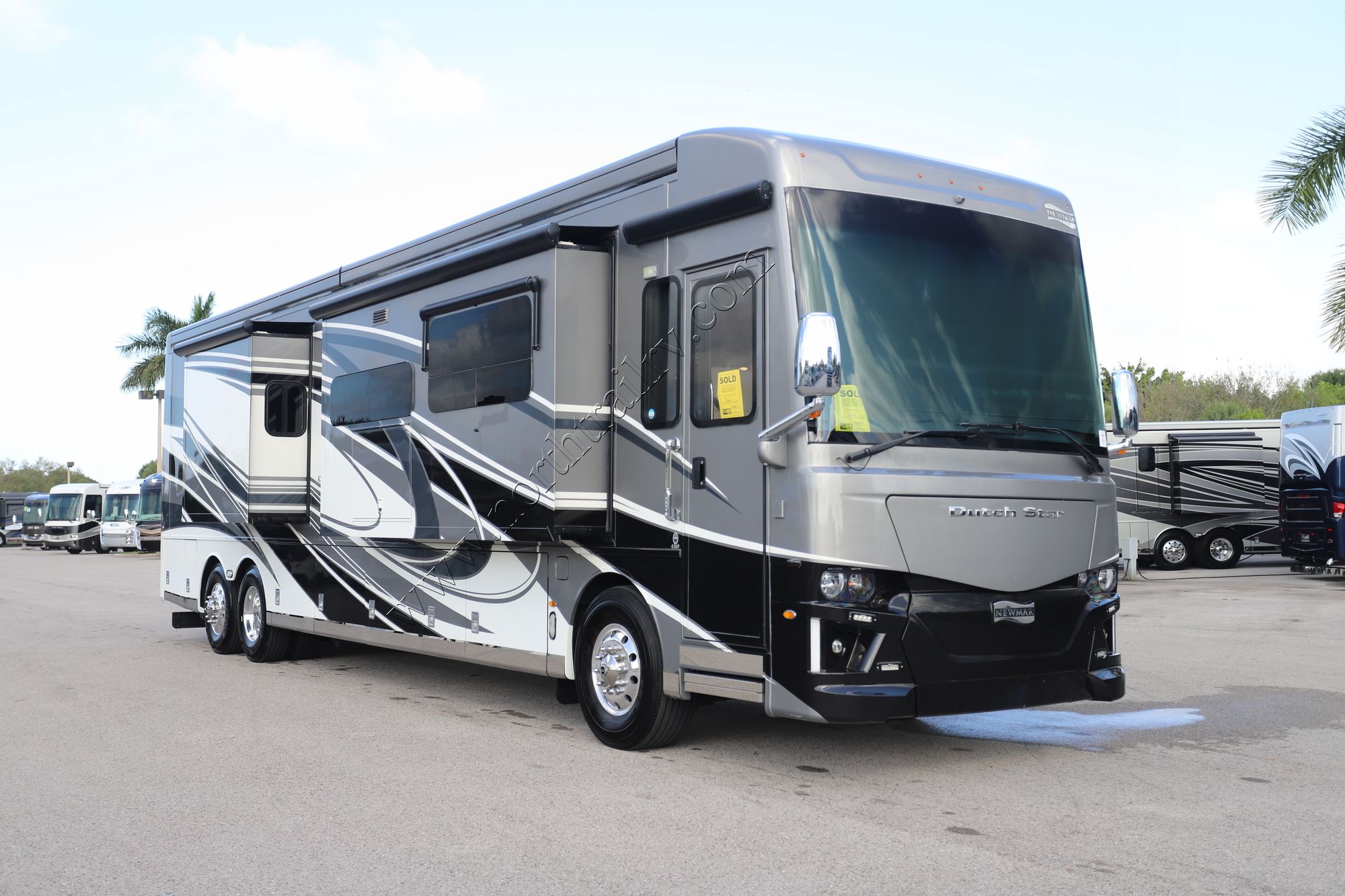 Used 2021 Newmar Dutch Star 4369 Class A  For Sale