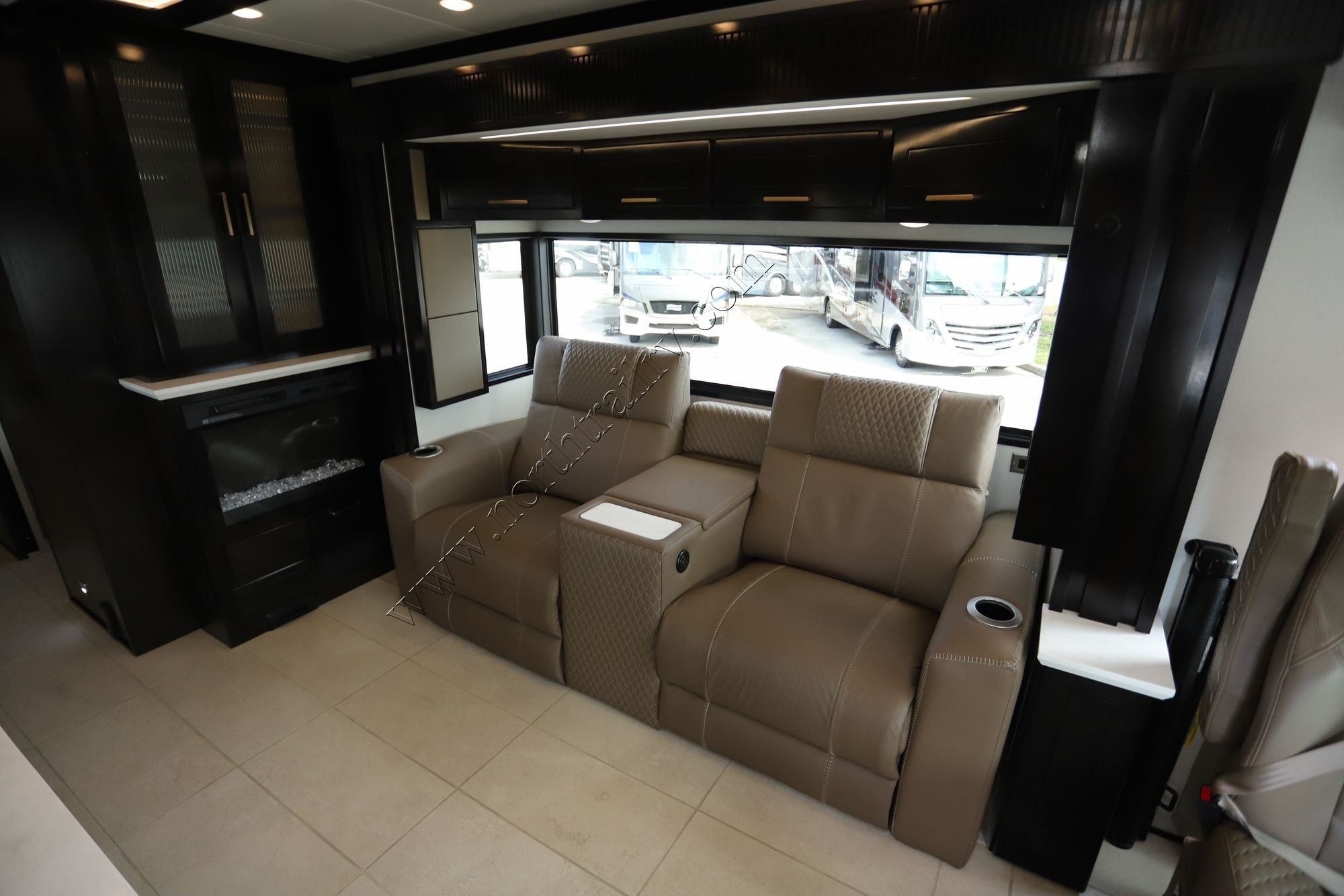 New 2027 Newmar New Aire 3543 Class A  For Sale