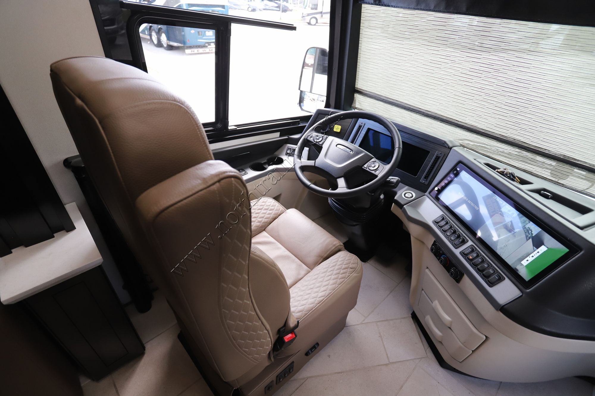 New 2027 Newmar New Aire 3543 Class A  For Sale