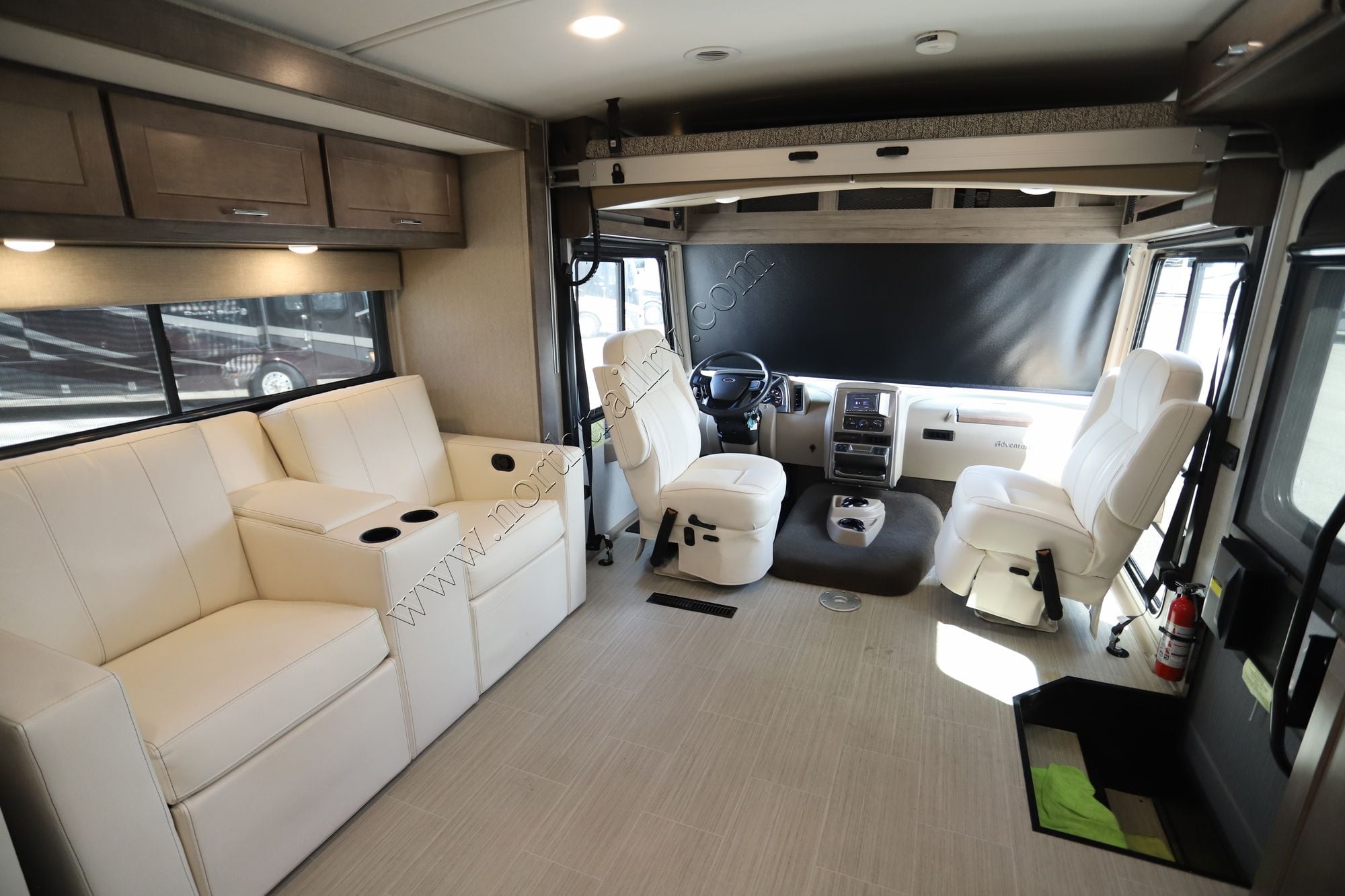 Used 2022 Winnebago Adventurer 36Z Class A  For Sale