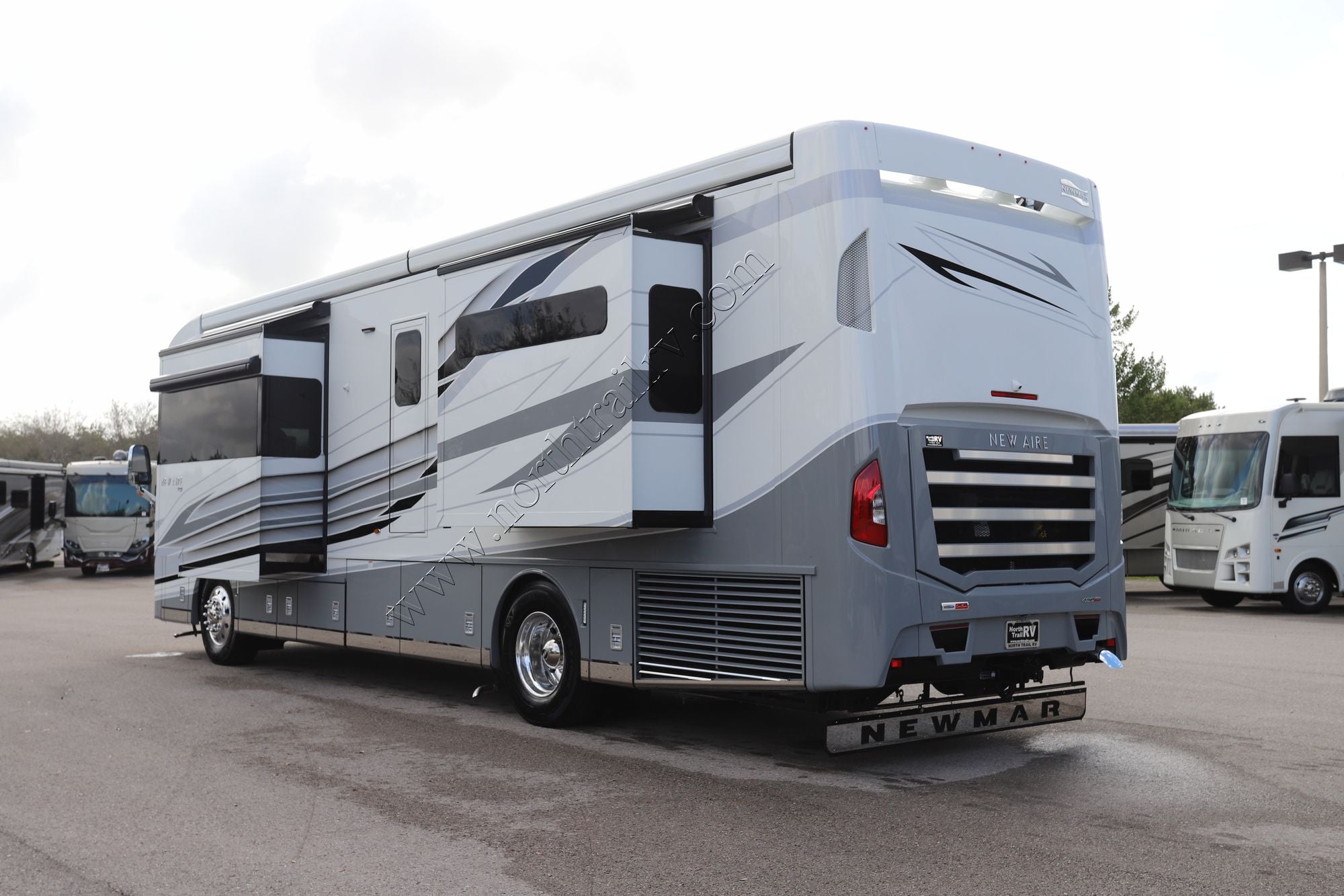 New 2027 Newmar New Aire 3543 Class A  For Sale