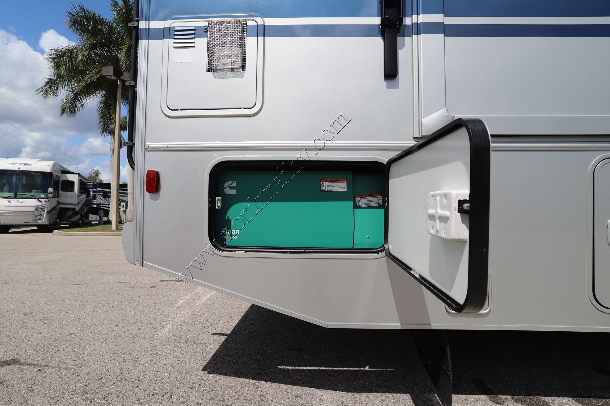 Used 2022 Winnebago Adventurer 36Z Class A  For Sale