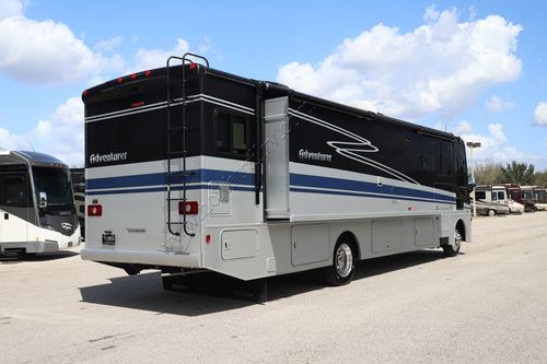 2022 Winnebago Adventurer 36Z