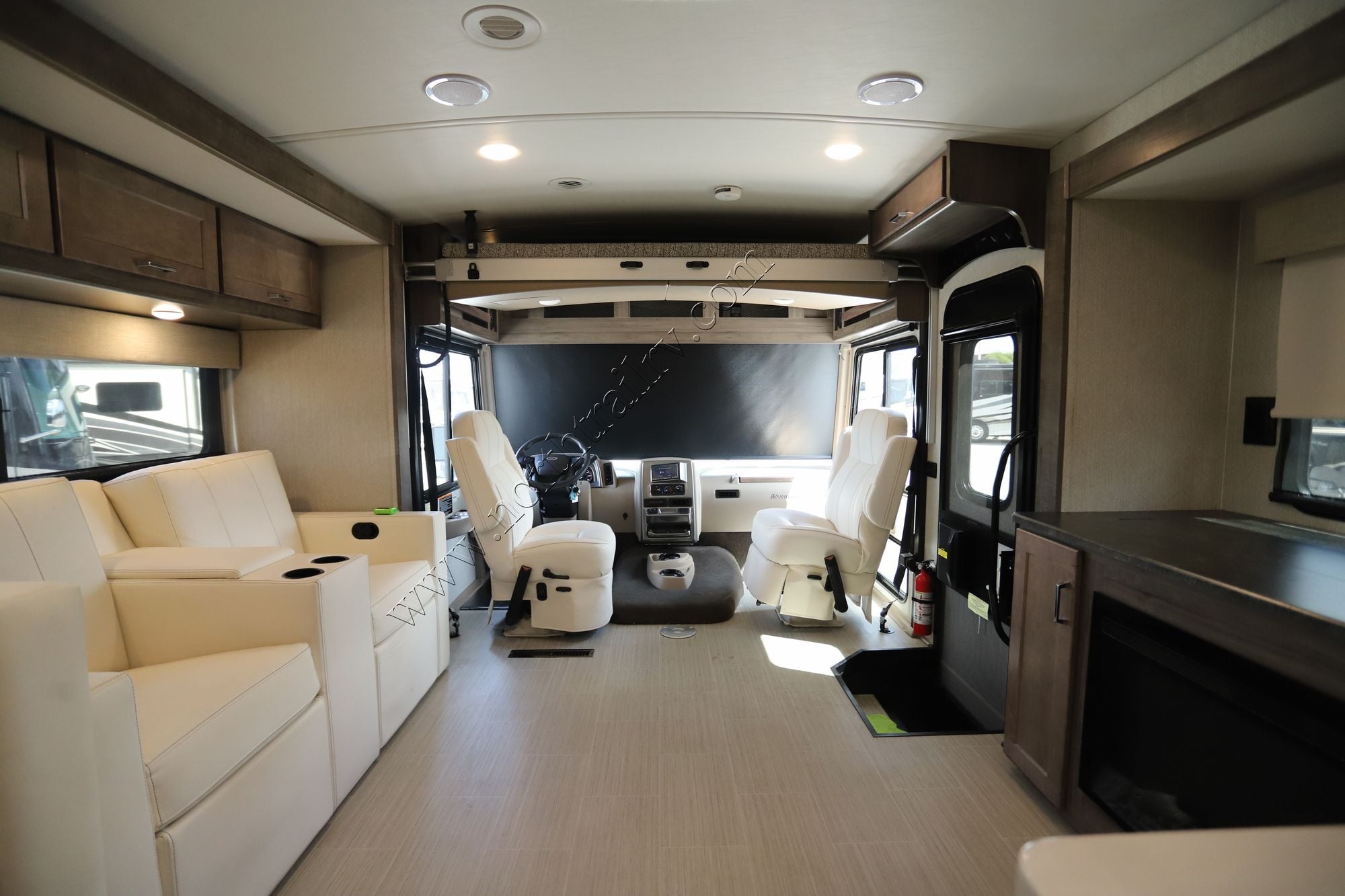 Used 2022 Winnebago Adventurer 36Z Class A  For Sale