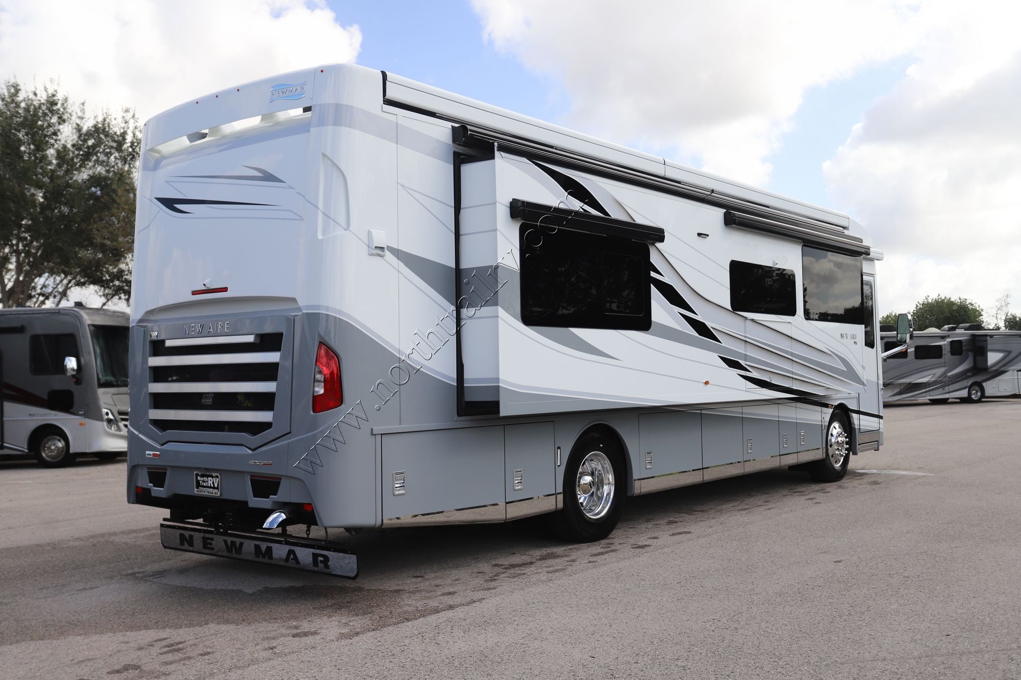 New 2027 Newmar New Aire 3543 Class A  For Sale