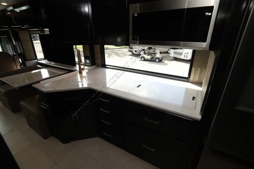 2027 Newmar New Aire 3543