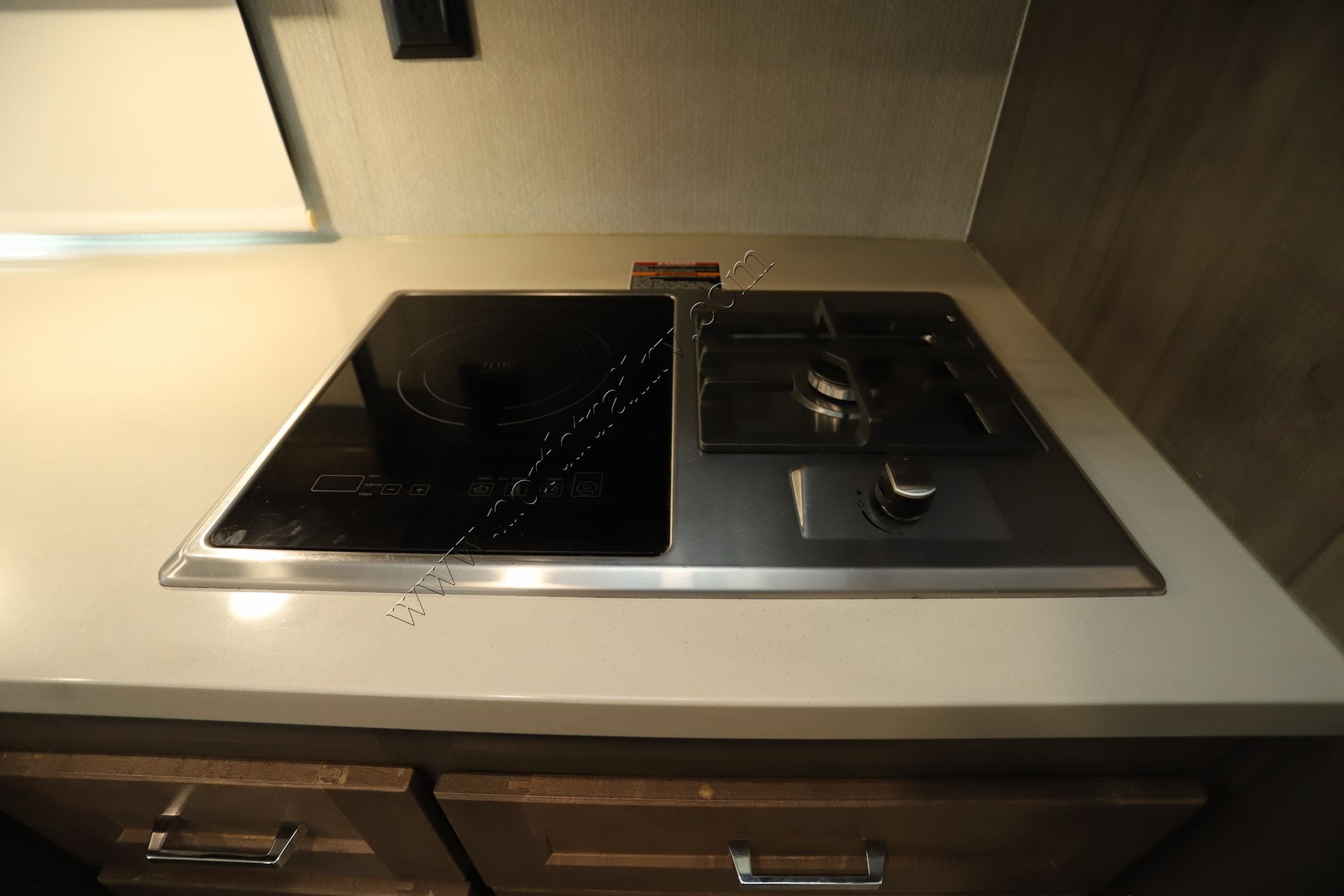 Used 2022 Winnebago Adventurer 36Z Class A  For Sale