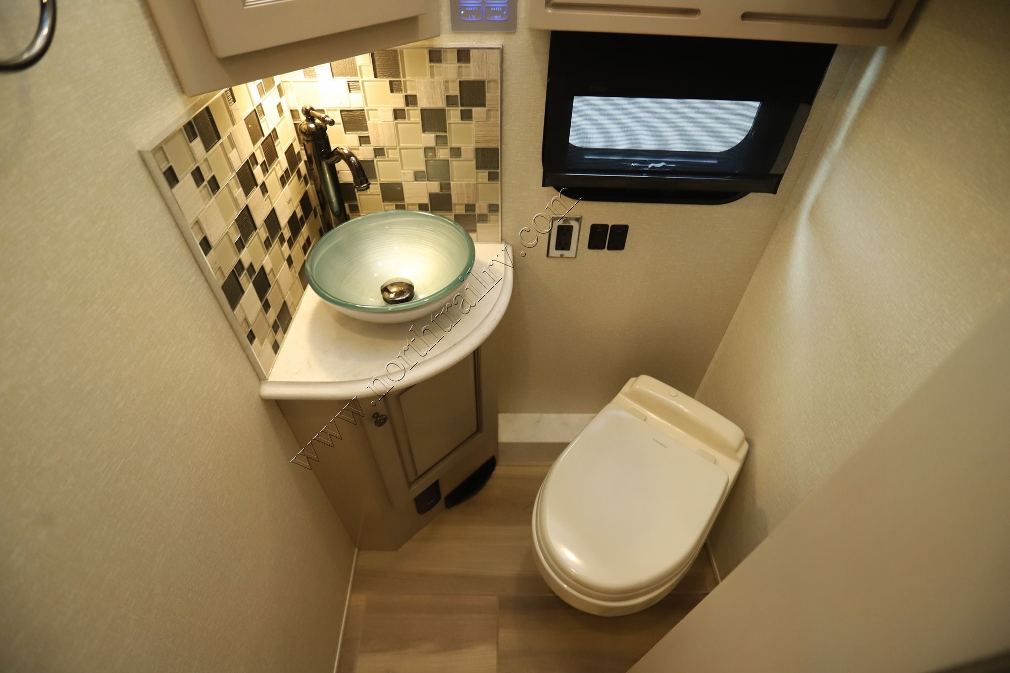 Used 2021 Newmar Dutch Star 4369 Class A  For Sale