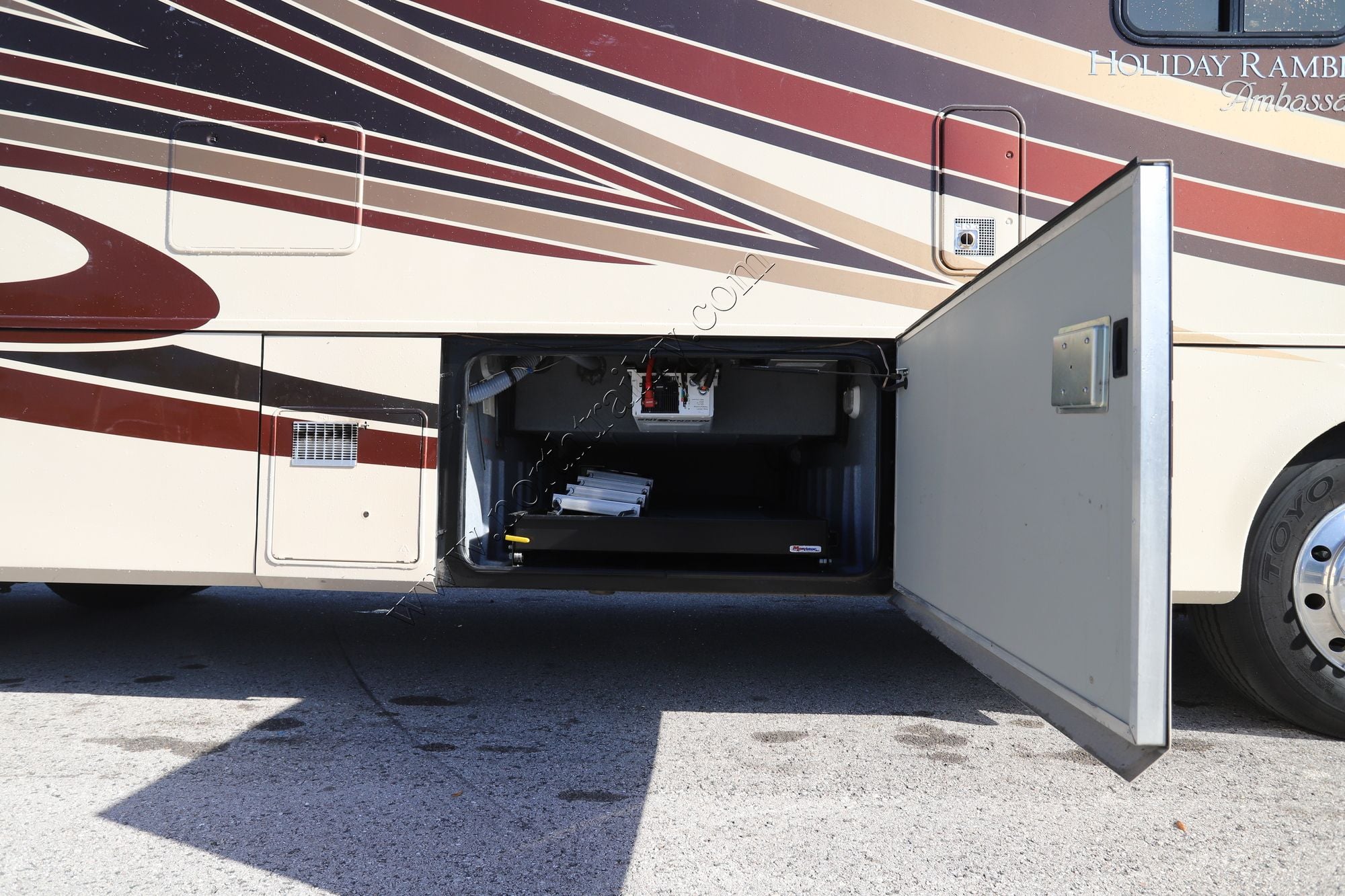 Used 2011 Holiday Rambler Ambassador 36PBD Class A  For Sale