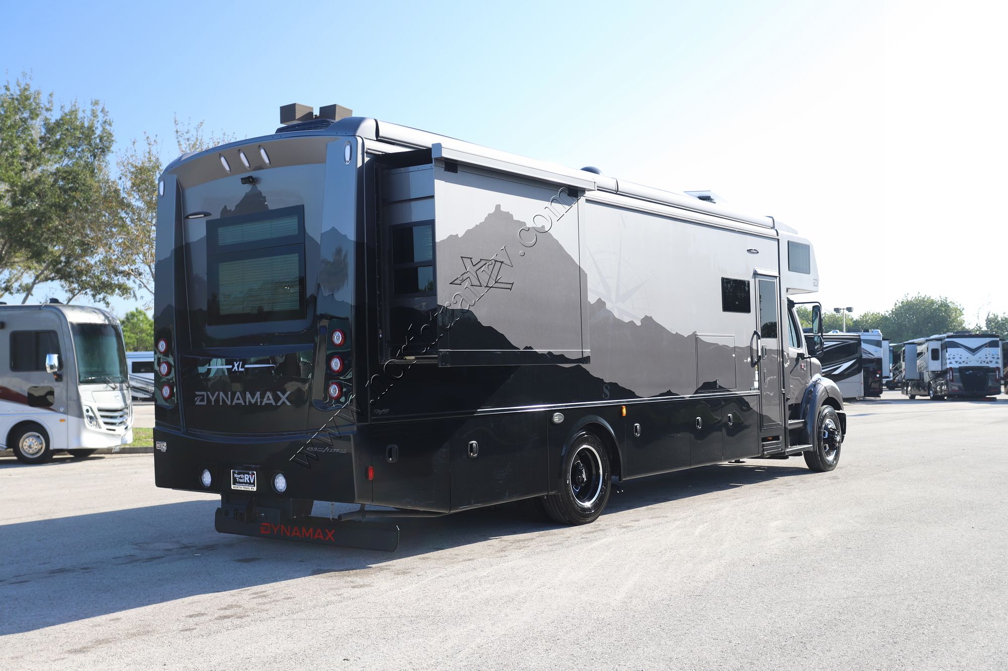 New 2026 Dynamax Dynaquest Xl 3400KD Super C  For Sale