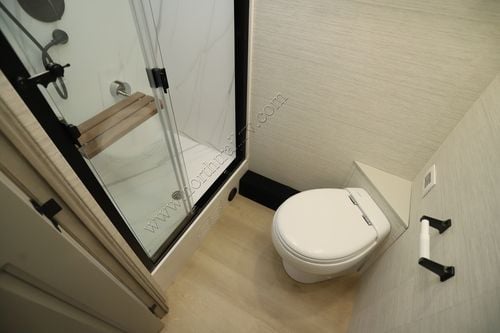 2026 Dynamax Dynaquest Xl 3400KD