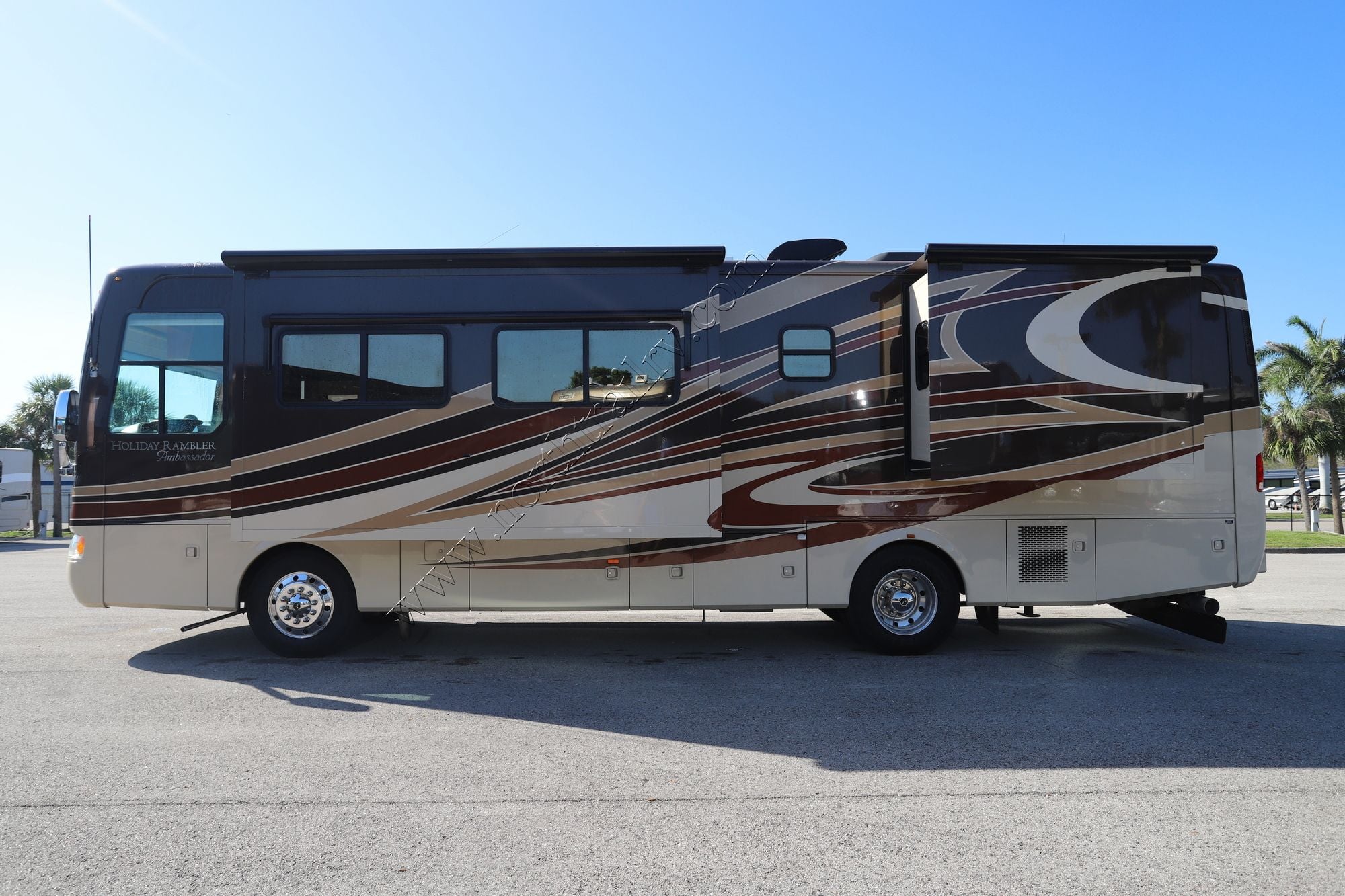 Used 2011 Holiday Rambler Ambassador 36PBD Class A  For Sale