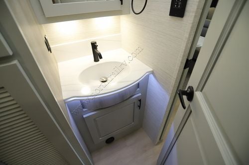 2026 Dynamax Dynaquest Xl 3400KD