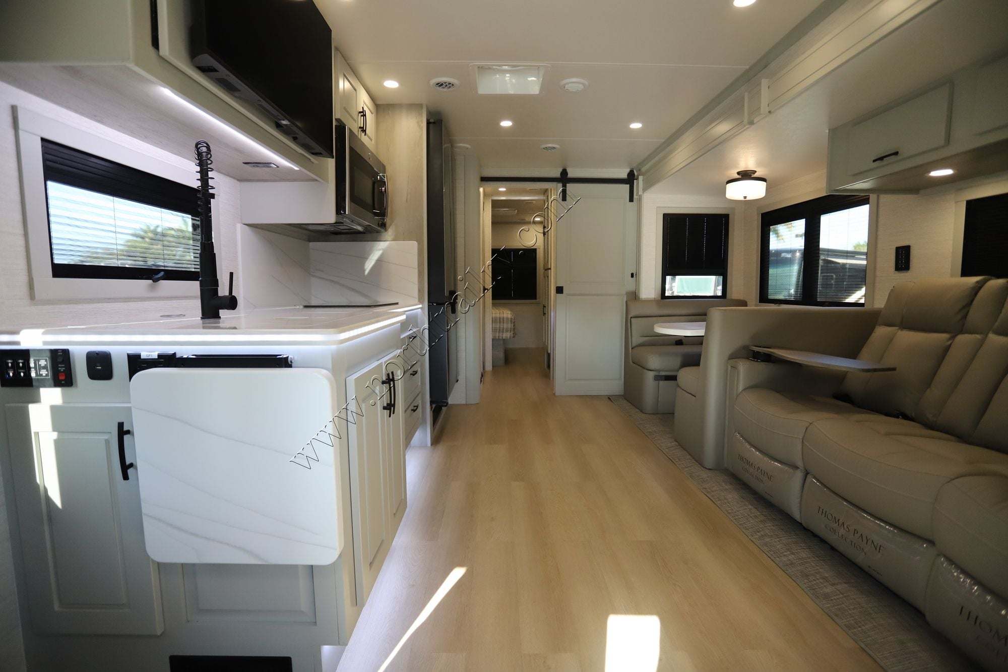 New 2026 Dynamax Dynaquest Xl 3400KD Super C  For Sale